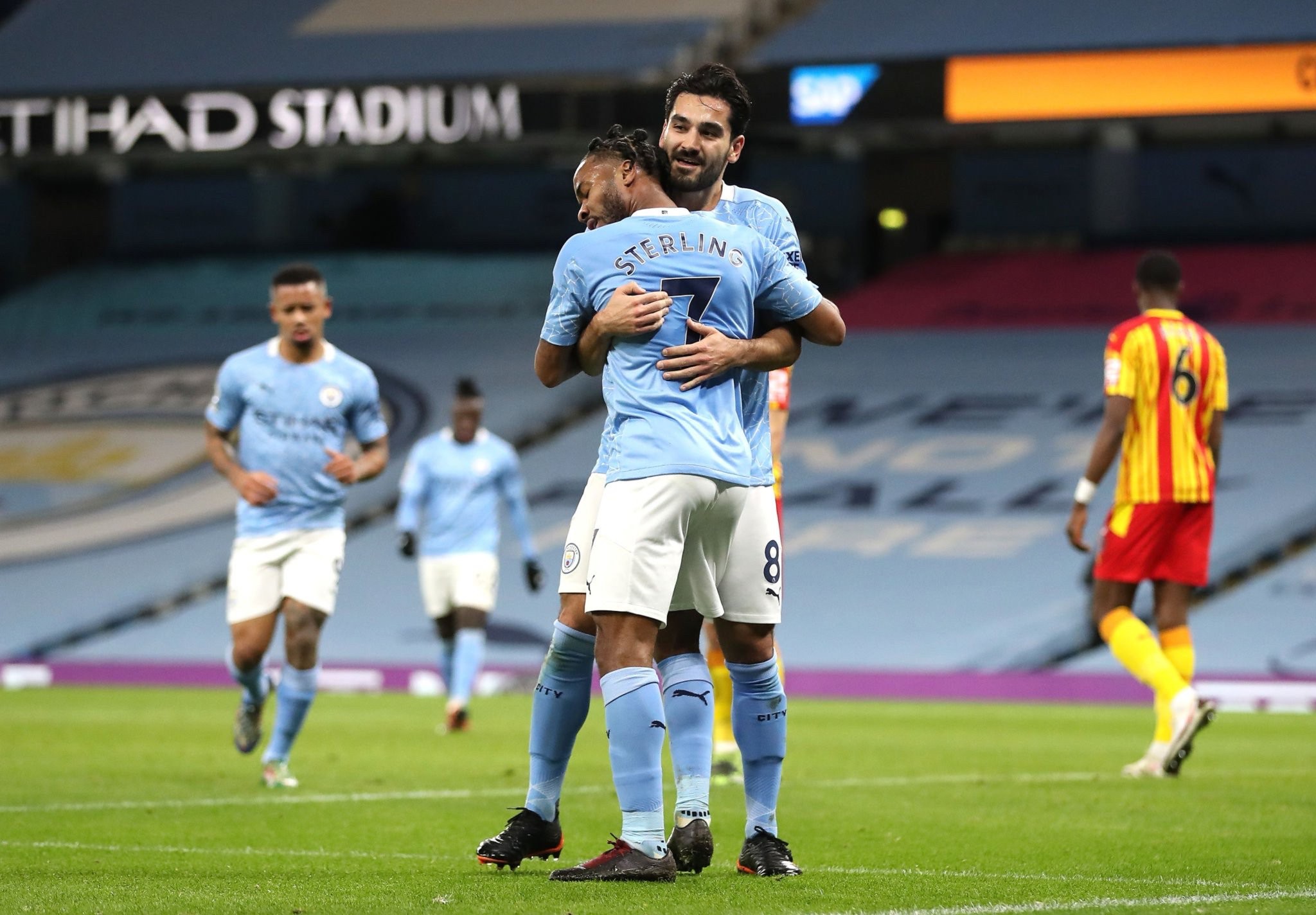 練的非凡遠 練的非凡遠